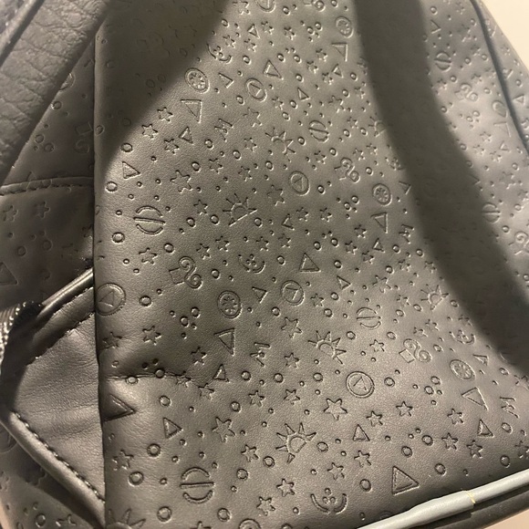 Loungefly Disney Hocus Pocus Black and Gray Backpack Halloween - NWT - Picture 5 of 10